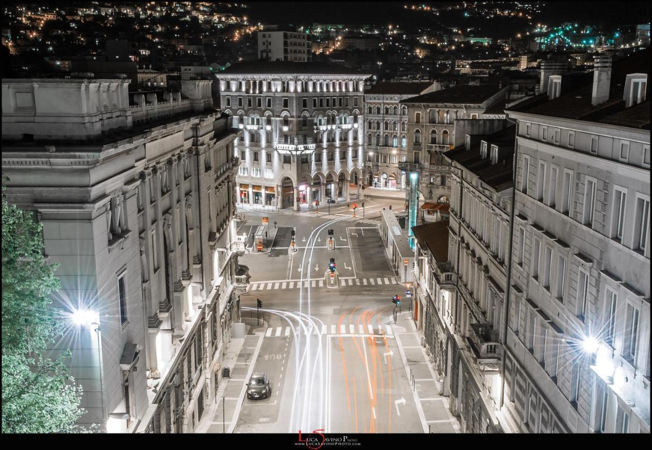 Appartement La Boutique Del Vento - Esclusivo In Pieno Centro à Trieste Extérieur photo
